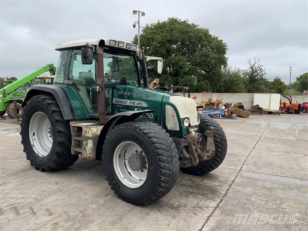 Fendt 716 Vario TMS Tractor (ST27388) Maszyny rolnicze - Inne