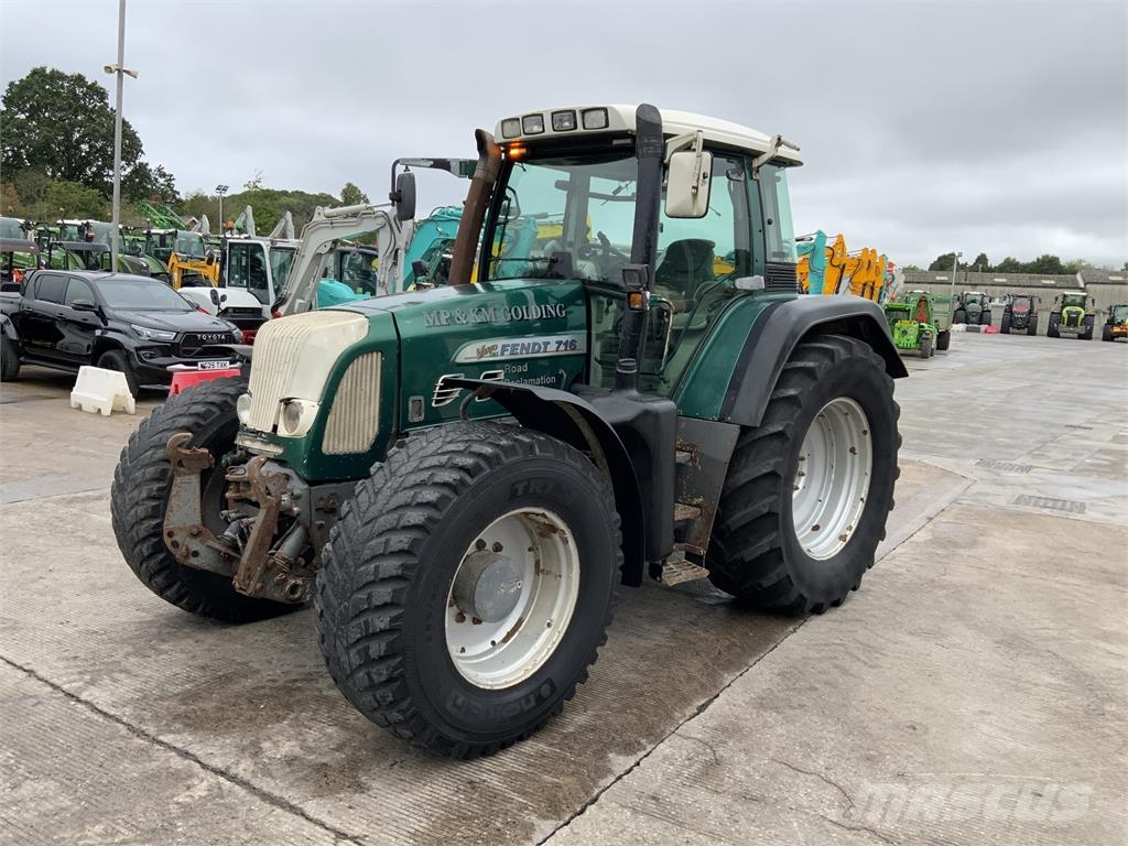 Fendt 716 Vario TMS Tractor (ST27388) Maszyny rolnicze - Inne
