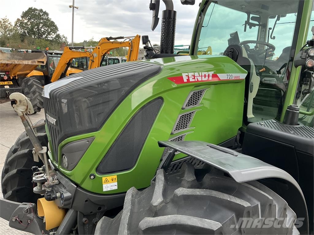 Fendt 720 Profi Plus Tractor (ST27592) الجرارات