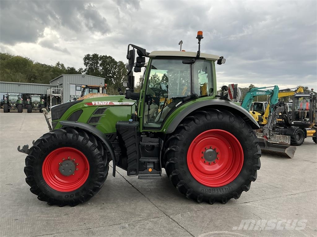 Fendt 720 Profi Plus Tractor (ST27592) الجرارات