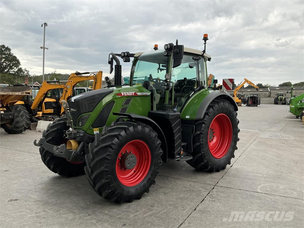 Fendt 720 Profi Plus Tractor (ST27592) الجرارات