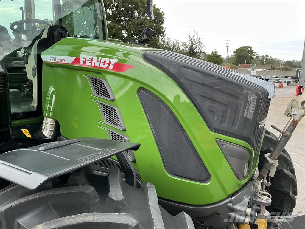 Fendt 720 Profi Plus Tractor (ST27592) الجرارات