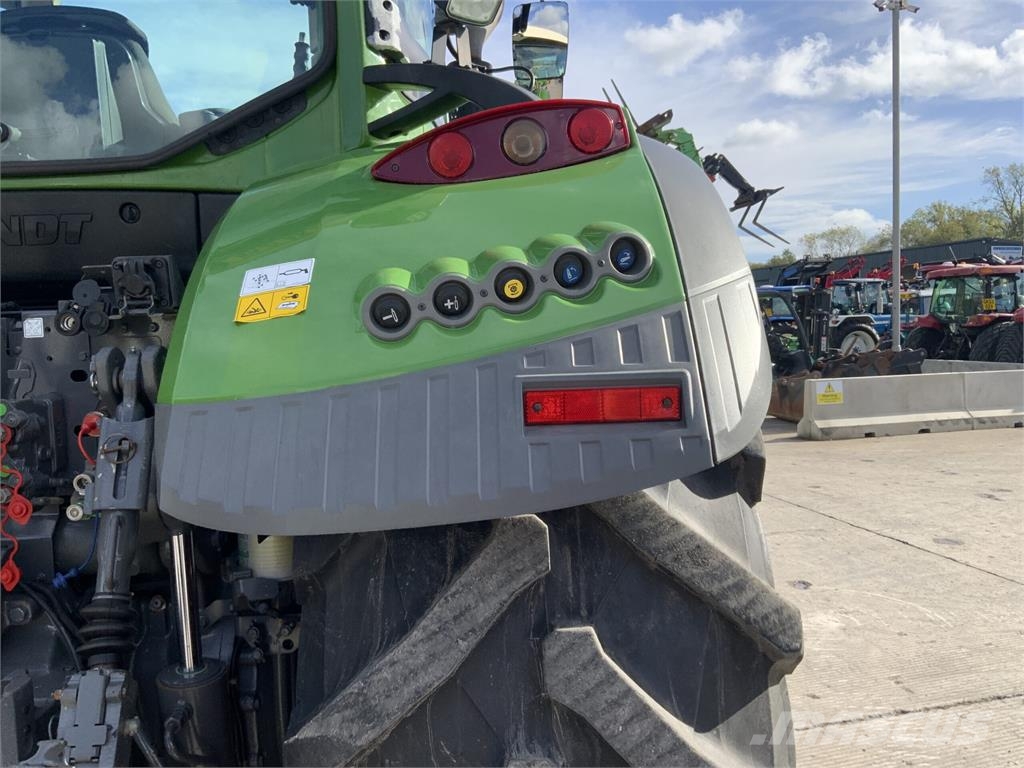 Fendt 722 Vario Power Plus Tractor (ST27849) Трактора