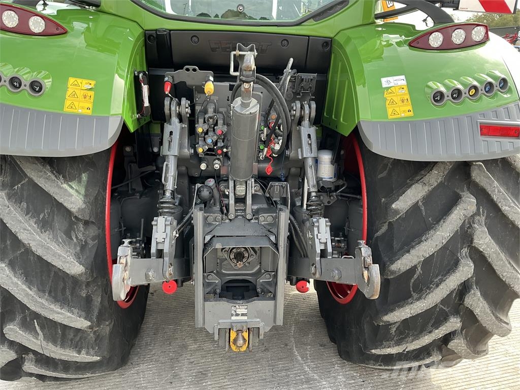 Fendt 724 Profi Plus Tractor (ST27737) Sonstige Landmaschinen