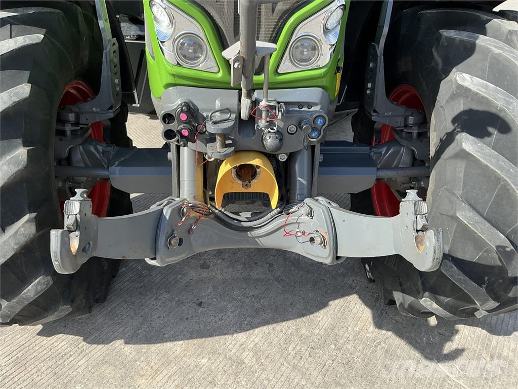 Fendt 724 Profi Plus Tractor (ST27728) Sonstige Landmaschinen