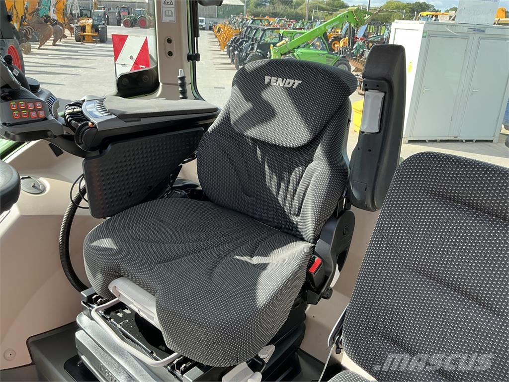 Fendt 724 Profi Plus Tractor (ST27728) Sonstige Landmaschinen