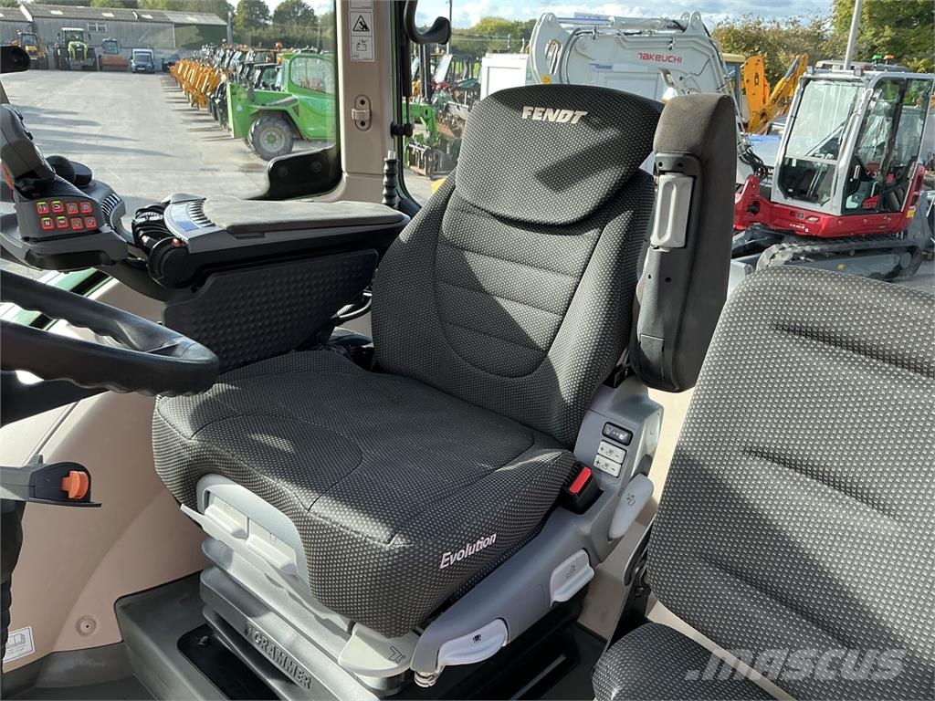 Fendt 724 Profi Plus Tractor (ST27860) Tractors