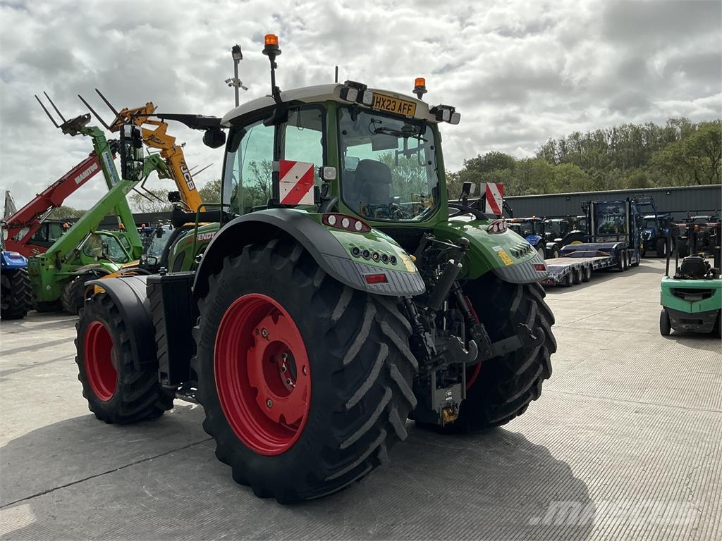 Fendt 724 Profi Plus Tractor (ST27737) Sonstige Landmaschinen