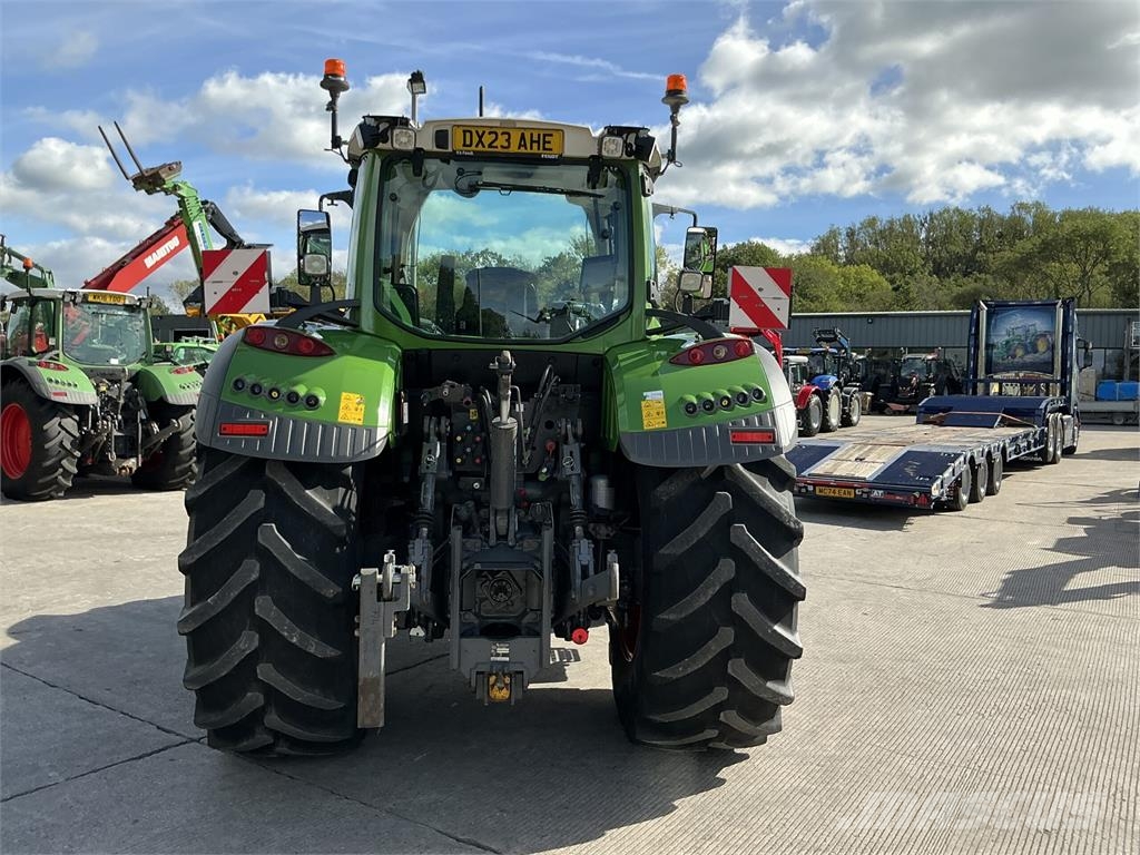 Fendt 724 Profi Plus Tractor (ST27728) Sonstige Landmaschinen
