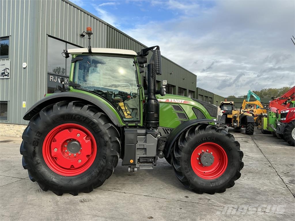Fendt 724 Profi Plus Tractor (ST27860) Tractors