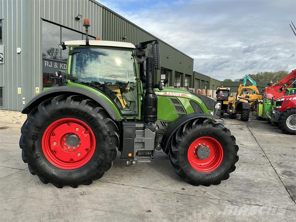 Fendt 724 Profi Plus Tractor (ST27860) Tractors