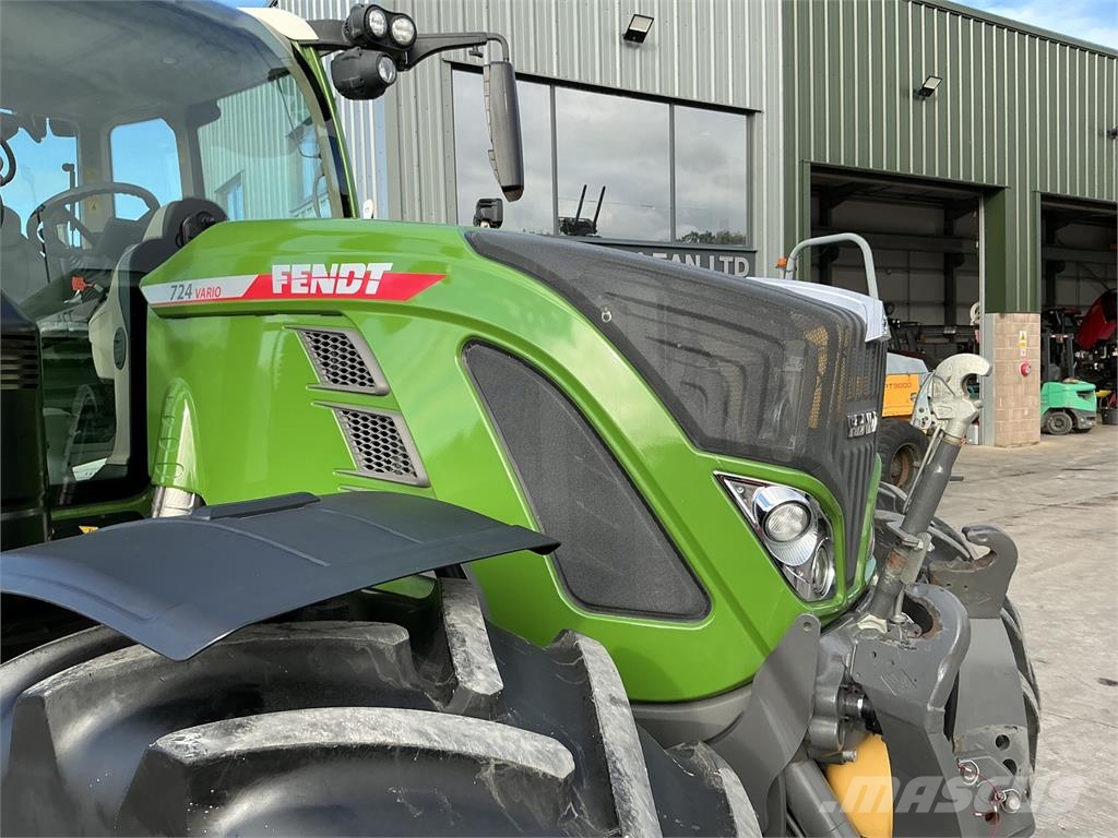 Fendt 724 Profi Plus Tractor (ST27860) Tractors