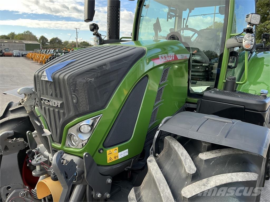 Fendt 724 Profi Plus Tractor (ST27860) Tractors
