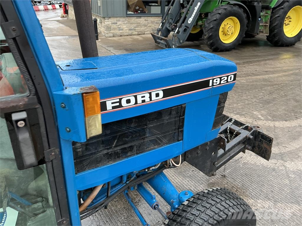 Ford 1920 Compact Tractor (ST27756) Construction - Others