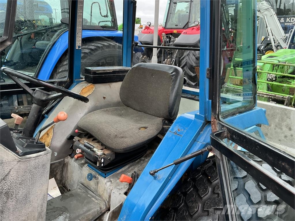 Ford 1920 Compact Tractor (ST27756) Construction - Others