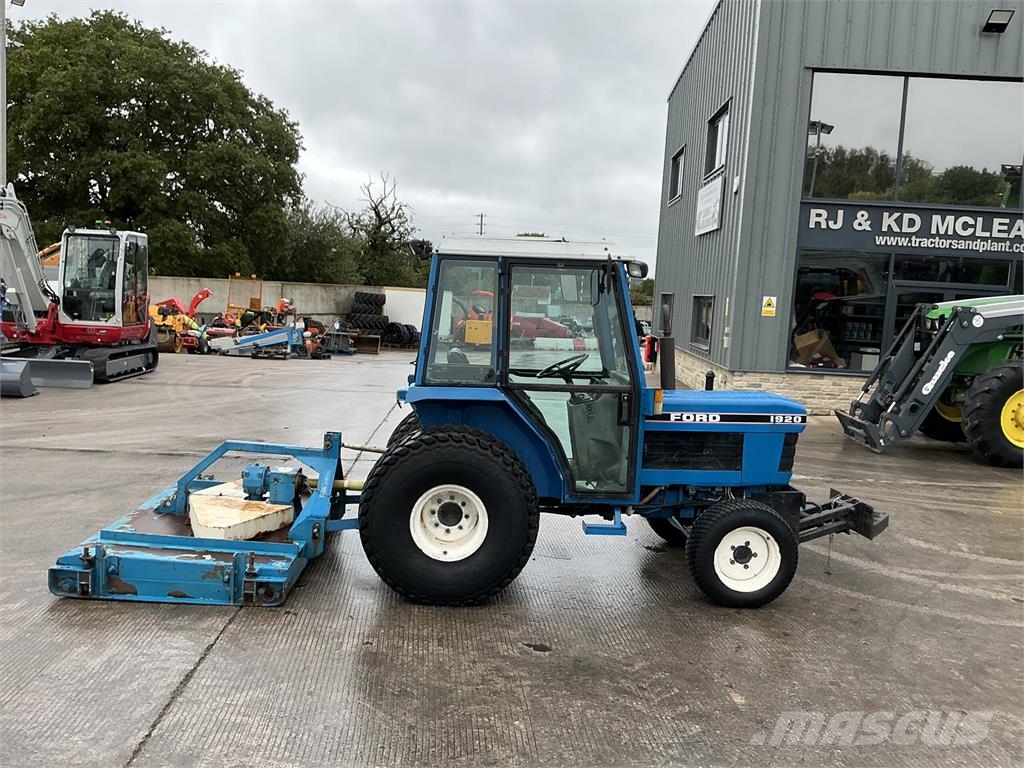 Ford 1920 Compact Tractor (ST27756) Construction - Others