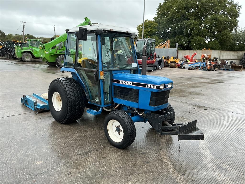 Ford 1920 Compact Tractor (ST27756) Construction - Others