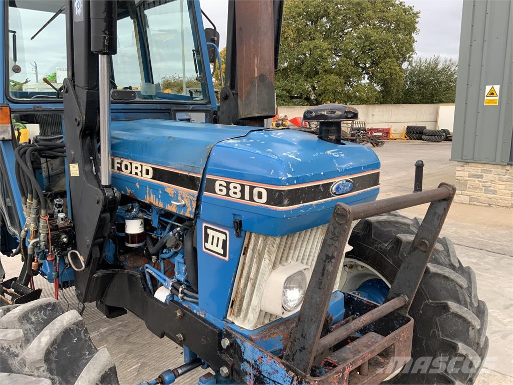 Ford 6810 III Tractor (ST27991) الجرارات