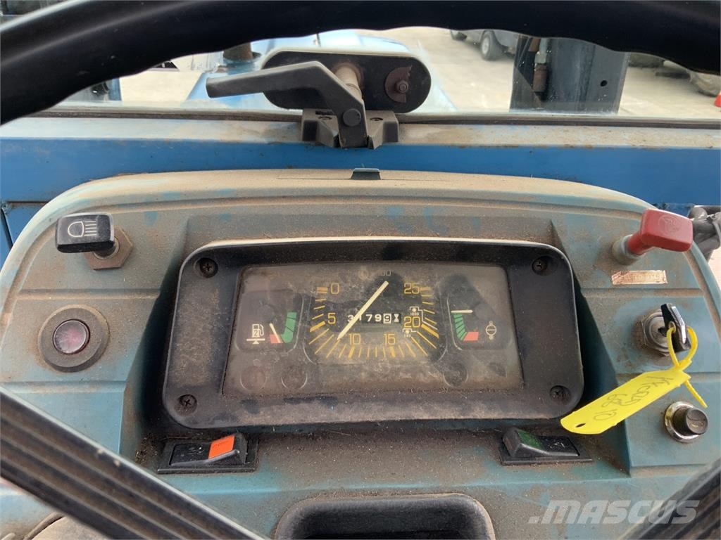 Ford 6810 III Tractor (ST27991) الجرارات