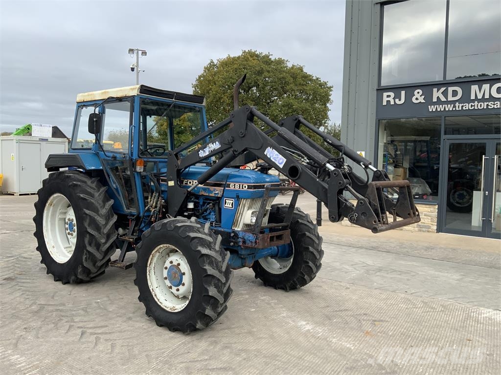 Ford 6810 III Tractor (ST27991) الجرارات