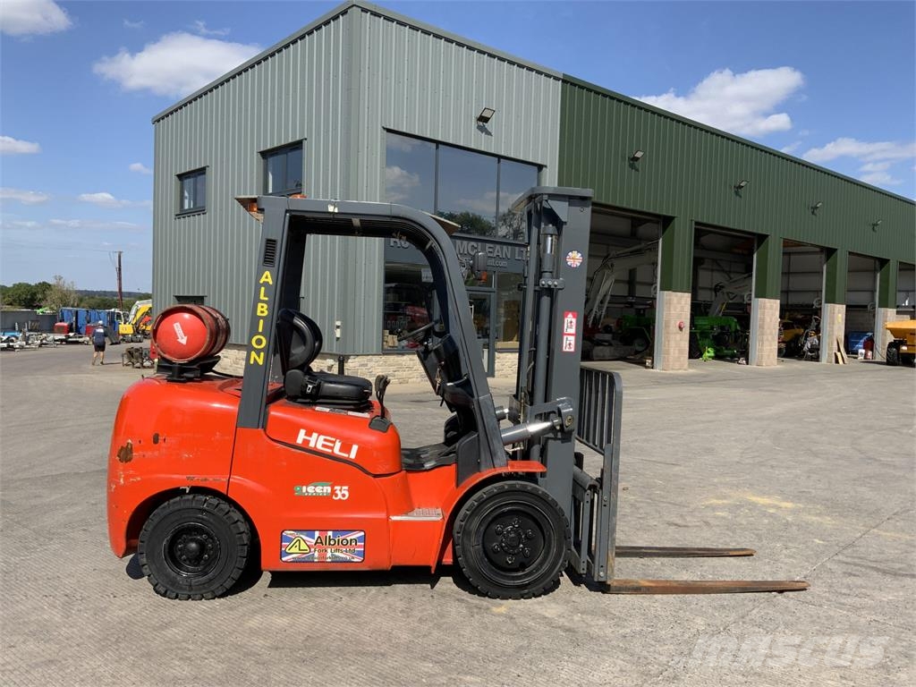 Heli FG35F Fork Lift (ST24218) Teleskoplader