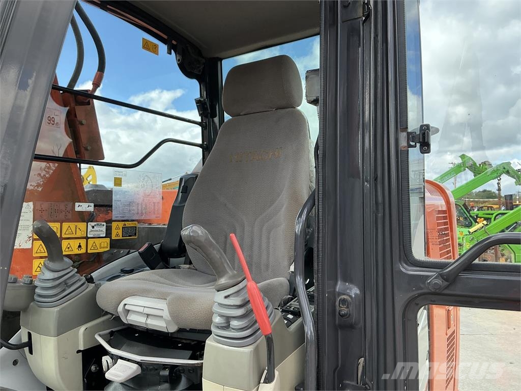 Hitachi Zaxis 135US-5 Digger (ST27536) Egyéb mezőgazdasági gépek