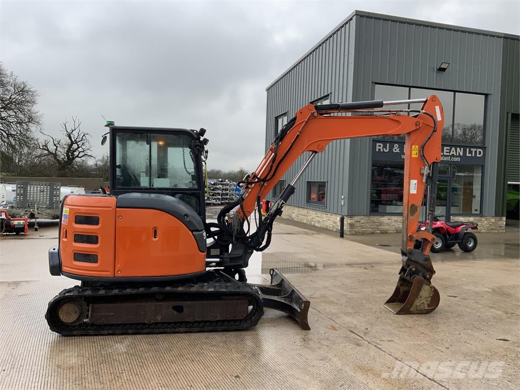 Hitachi ZX65 USB-5A Digger (ST25602), United Kingdom - Used farm