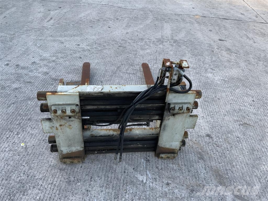 Hydraulic Widening Pallet Forks Muut maatalouskoneet