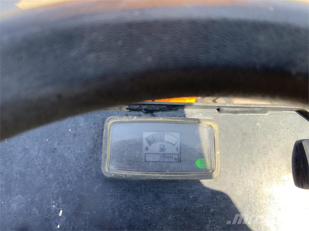 JCB 1 Tonne-2 Hi Tip Dumper (ST27094) ماكينات زراعية - غير ذلك