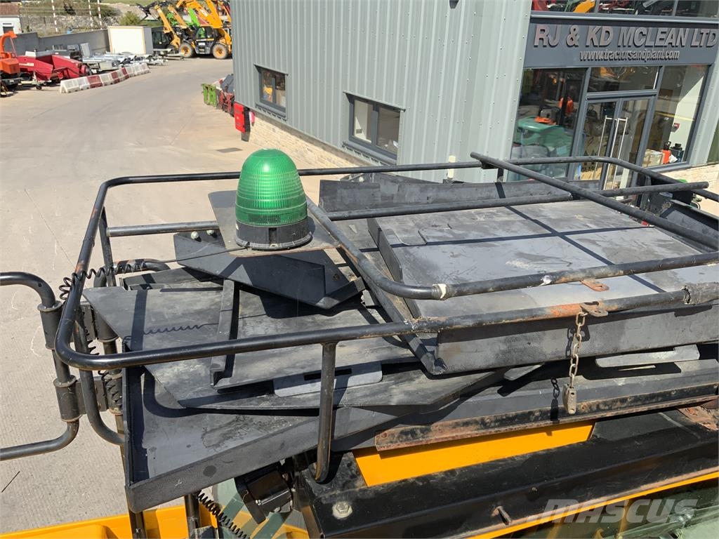 JCB 150X LC Digger (ST26136) ماكينات زراعية - غير ذلك