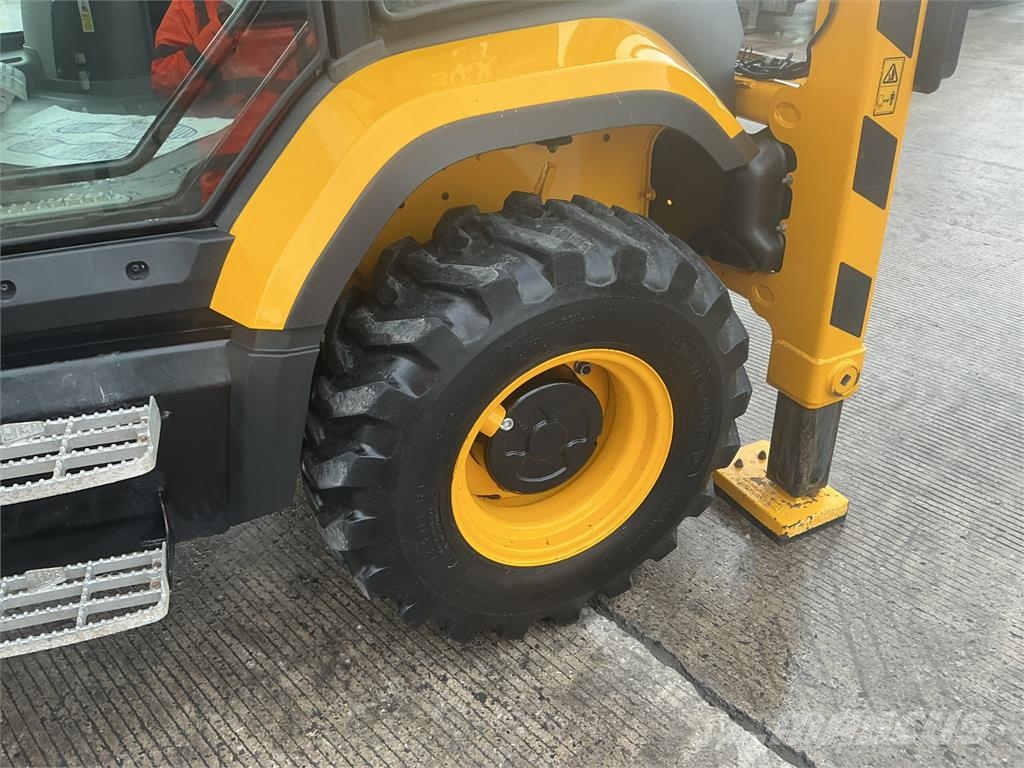 JCB 3CX Compact Pro Tractor (ST28002) Construction - Others
