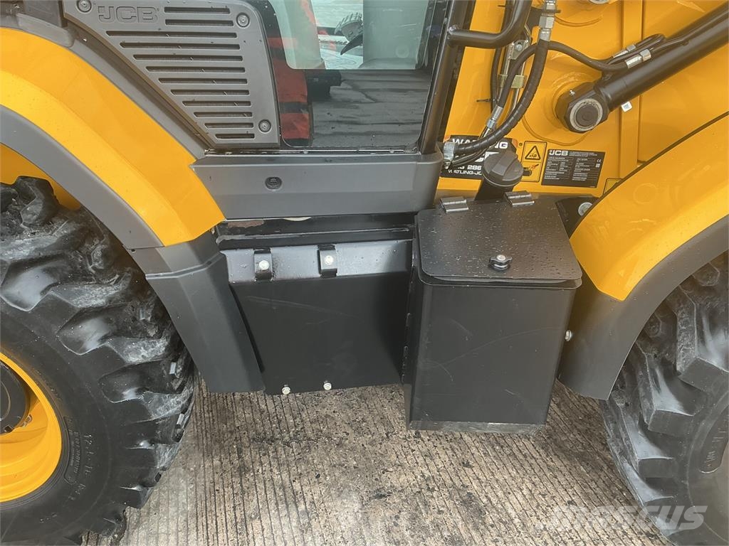 JCB 3CX Compact Pro Tractor (ST28002) Construction - Others