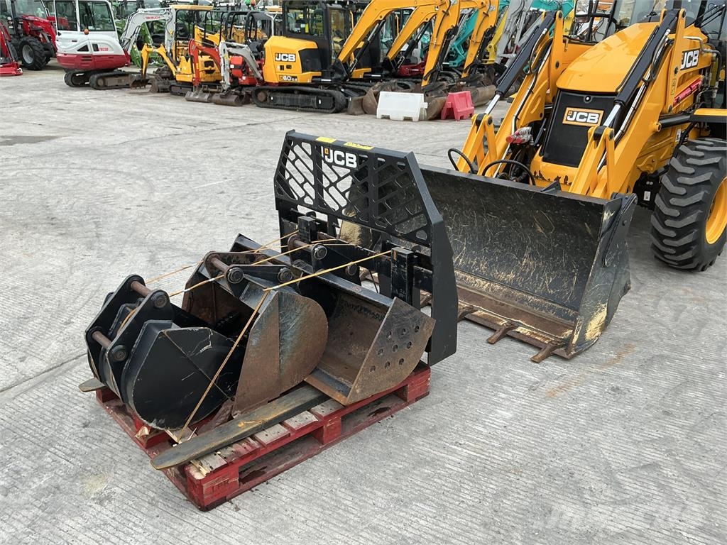JCB 3CX Compact Pro Tractor (ST28002) Sonstige Baumaschinen