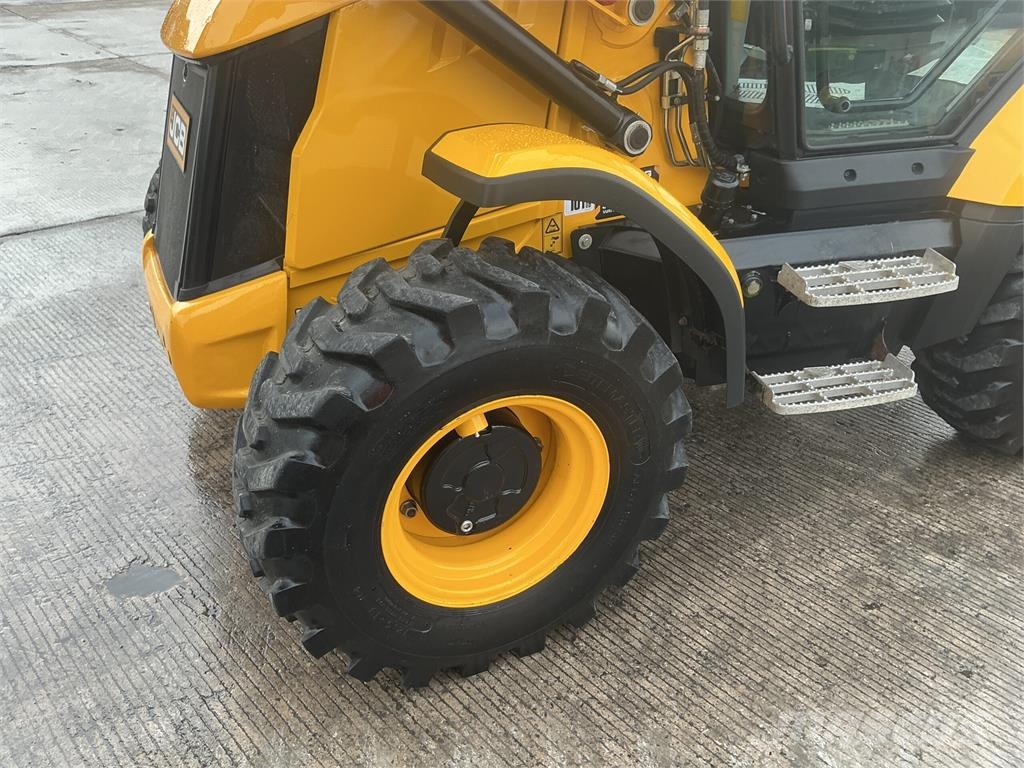 JCB 3CX Compact Pro Tractor (ST28002) Construction - Others