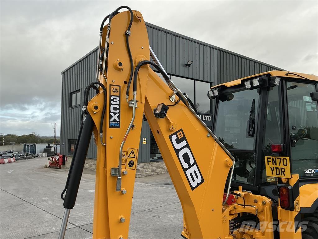 JCB 3CX Compact Pro Tractor (ST28002) Sonstige Baumaschinen