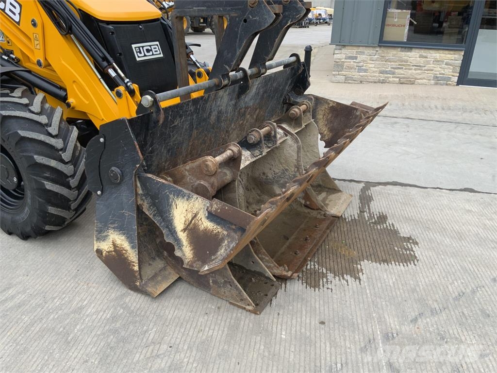 JCB 3CX Site Master Pro Wheeled Digger (ST25999) Agricultura - Otros