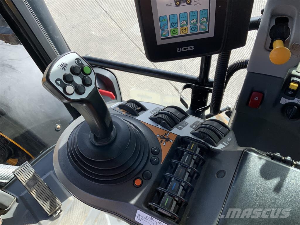 JCB 4220 Fastrac Tractor (ST26453) 农业机械-其他