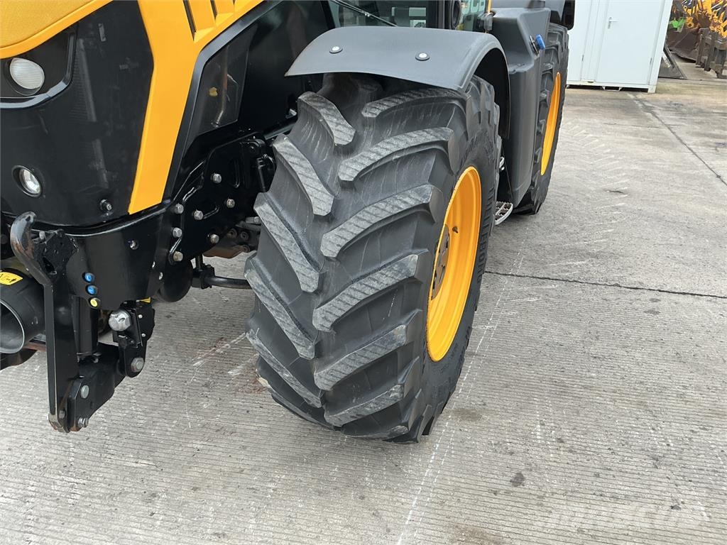 JCB 4220 Fastrac Tractor (ST27390) Maszyny rolnicze - Inne