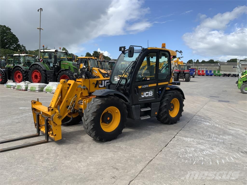 JCB 532-70 Agri Telehandler (ST25501) Teleskopiniai krautuvai