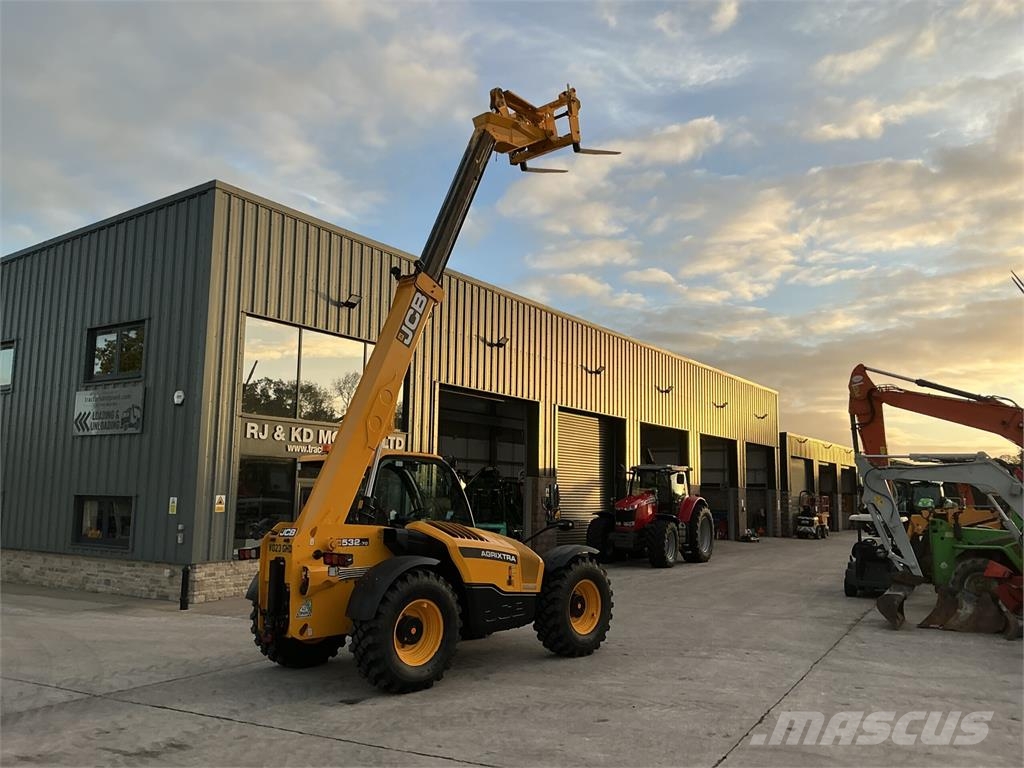 JCB 532-70 Agri Xtra Telehandler (ST27913) مناولات متداخلة