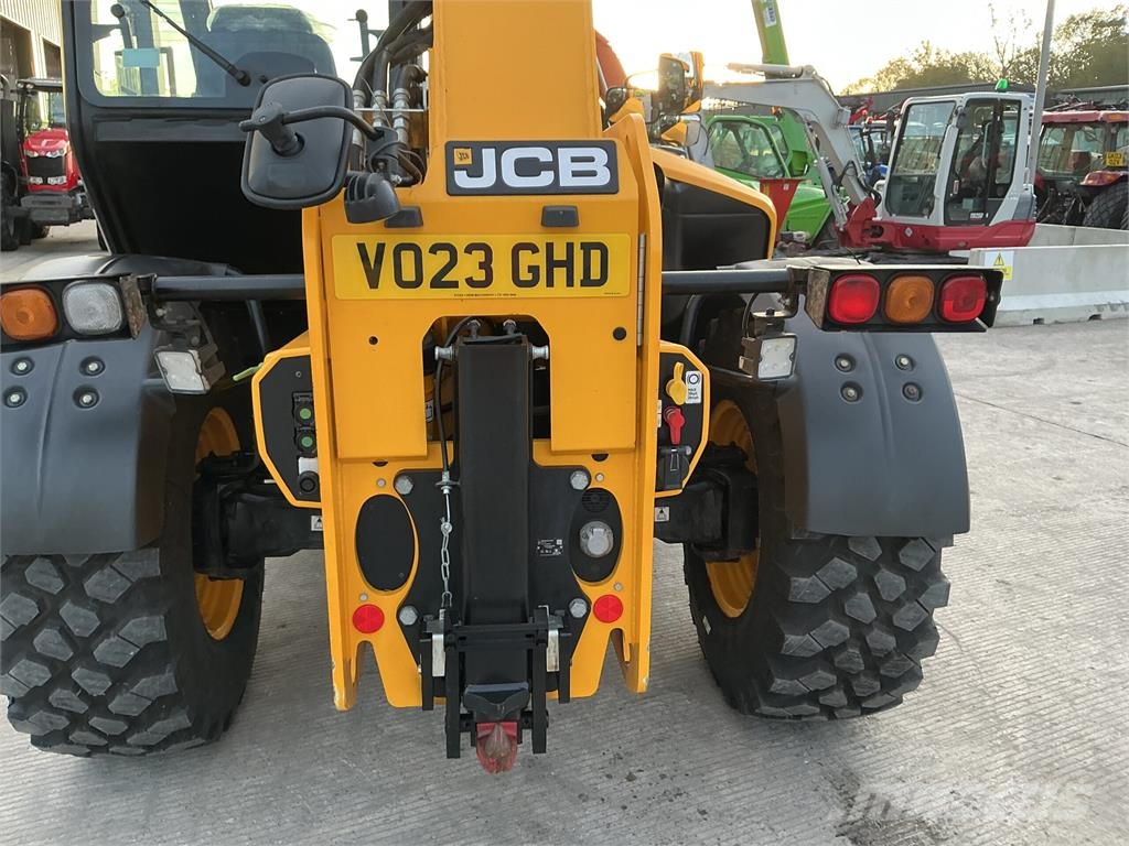 JCB 532-70 Agri Xtra Telehandler (ST27913) مناولات متداخلة