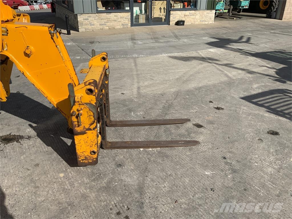 JCB 535-140 Hi Viz Telehandler (ST27795) Telescopic handlers
