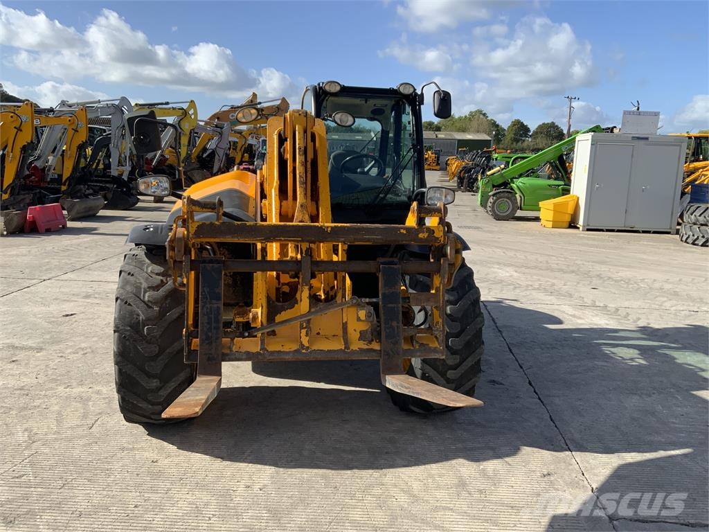 JCB 536-70 Agri Super Telehandler (ST27174) Teleskopické manipulátory