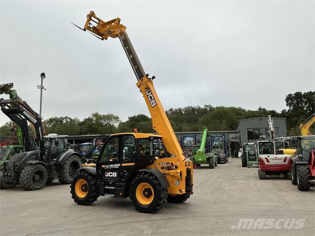 JCB 542-70 Agri Super Telehandler (ST26922) Teleskopiskie manipulatori