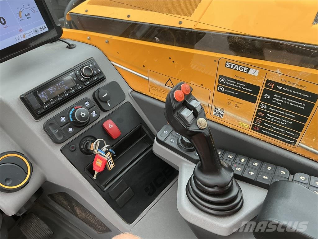 JCB 542-70 Agri Super Telehandler (ST26922) Teleskopiskie manipulatori