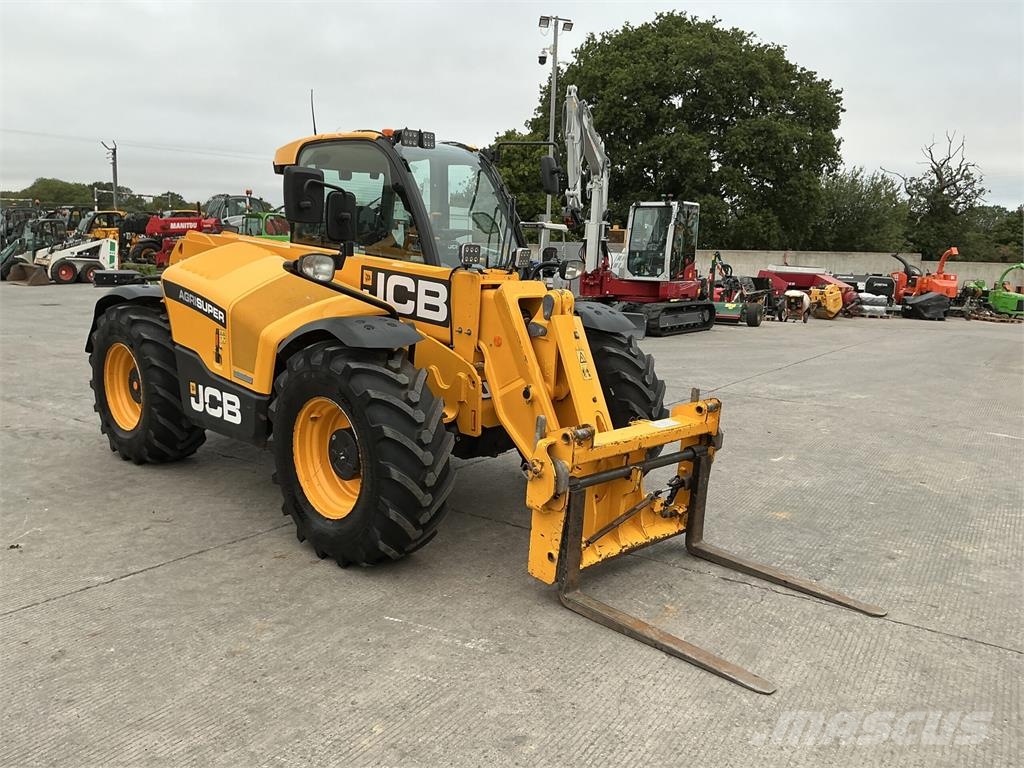 JCB 542-70 Agri Super Telehandler (ST26922) Teleskopiskie manipulatori