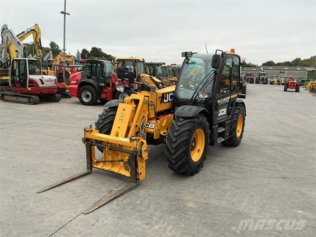 JCB 542-70 Agri Super Telehandler (ST26922) Teleskopiskie manipulatori