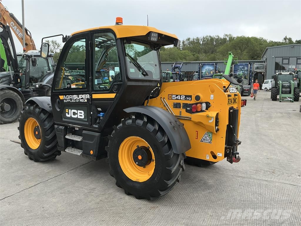 JCB 542-70 Agri Super Telehandler (ST26922) Teleskopiskie manipulatori