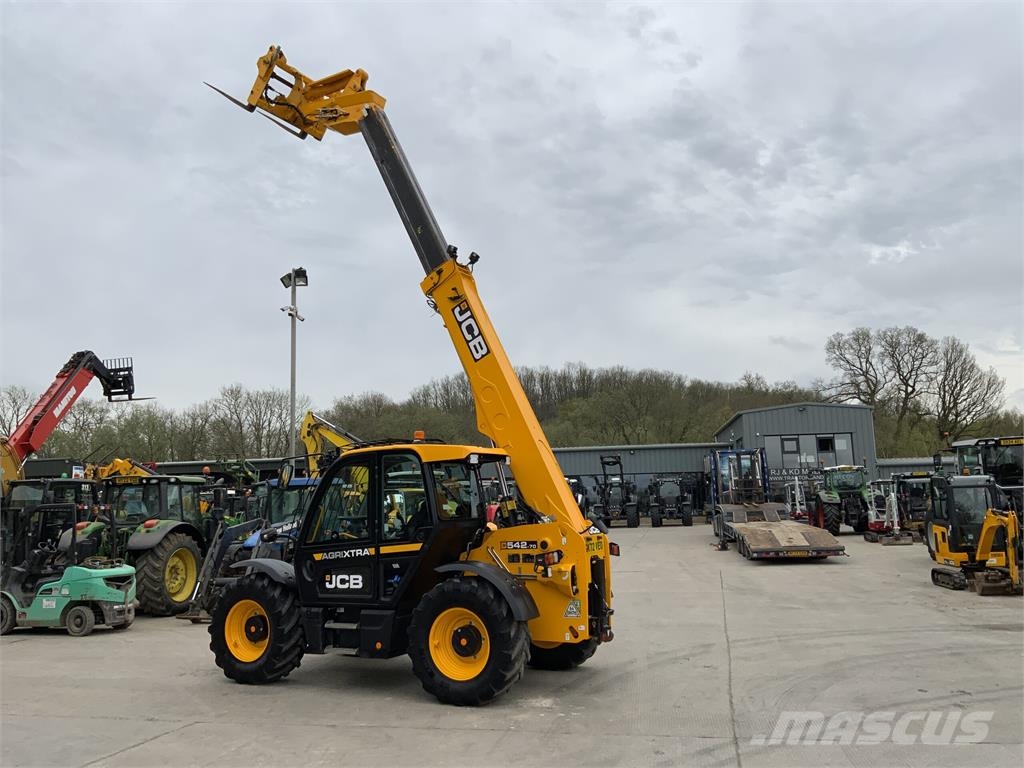 JCB 542-70 Agri Xtra Telehandler (ST26293) Teleskopiskie manipulatori