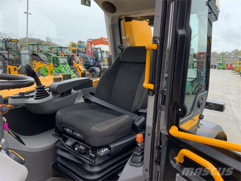 JCB 542-70 Agri Xtra Telehandler (ST26293) Teleskopiskie manipulatori